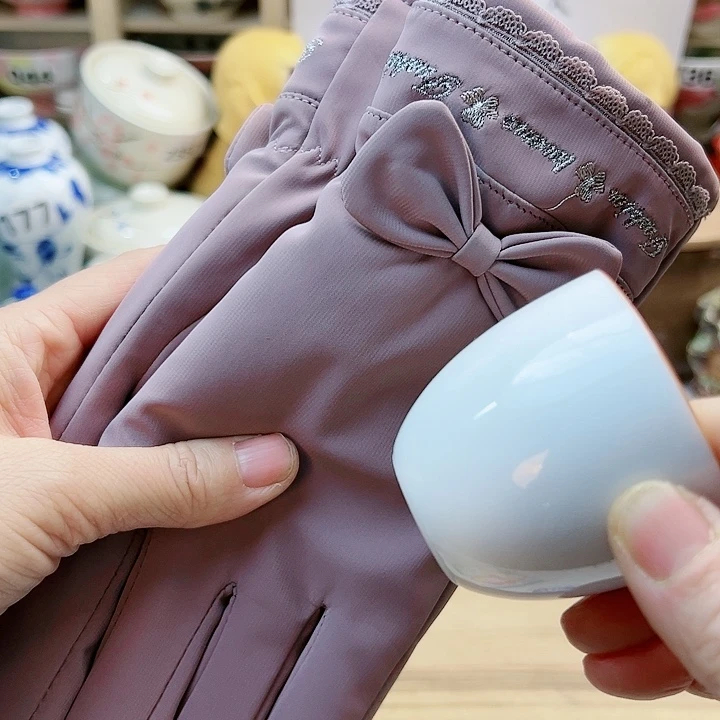 1557558858988765565859966