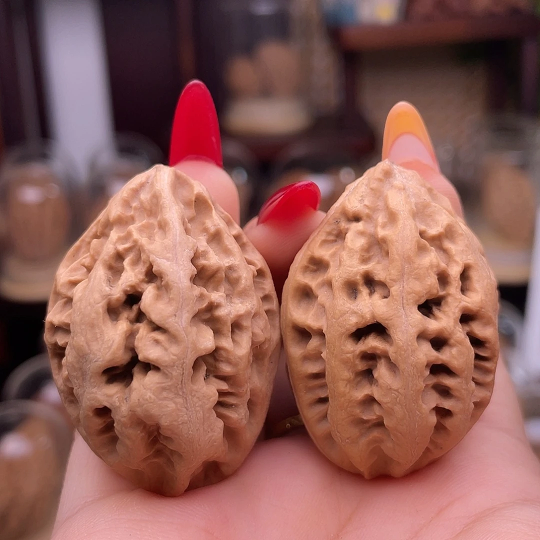 吊坠文玩核桃闷头珊瑚蛋