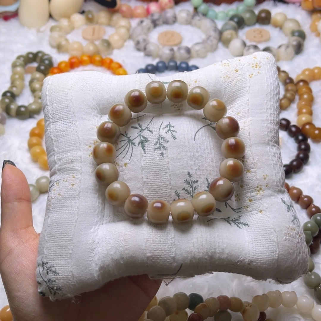 菩提根/象牙果把件926小眼睛干磨卡14