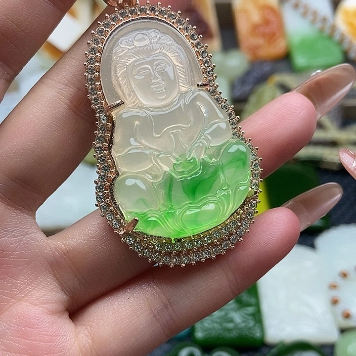 颈饰未镶嵌和田玉