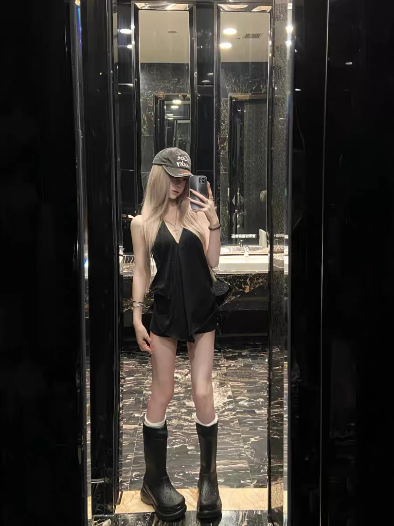 甜酷黑色荡领挂脖吊带背心女夏季修身甜辣妹性感露背无袖上衣外穿