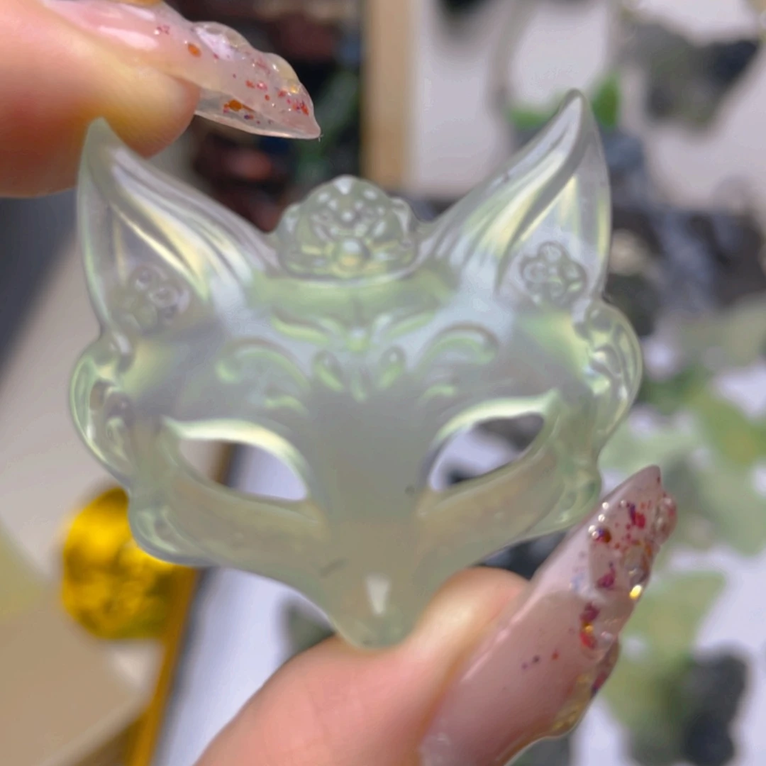 小***哈蛇纹石玉未镶嵌颈饰