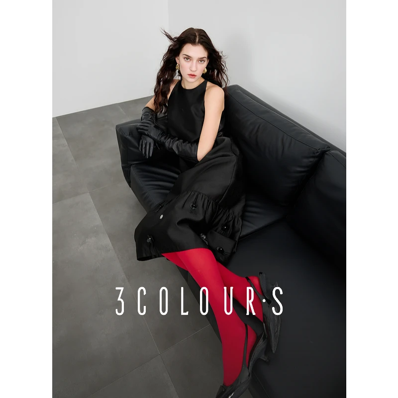 三彩2025春季新款法式轻奢无袖圆领挂脖连衣裙钉珠花朵长裙女S