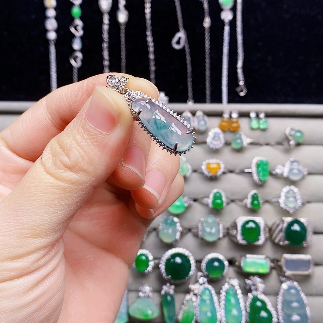 翡翠银S925镶嵌颈饰豆子