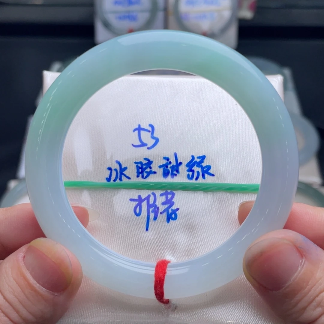 翡翠未镶嵌手镯翡翠手镯13