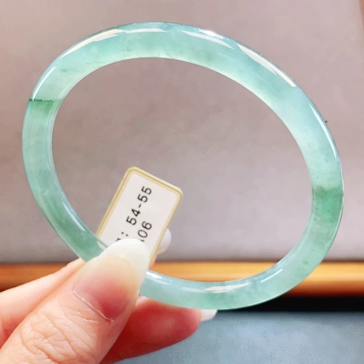 翡翠未镶嵌手镯翡翠手镯12