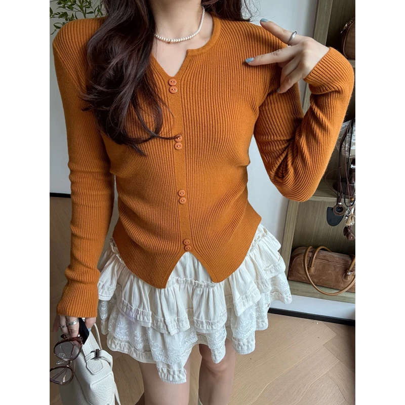 运费补贴小个子秋季韩系文艺甜美通勤设计感V领自带褶皱收腰针织