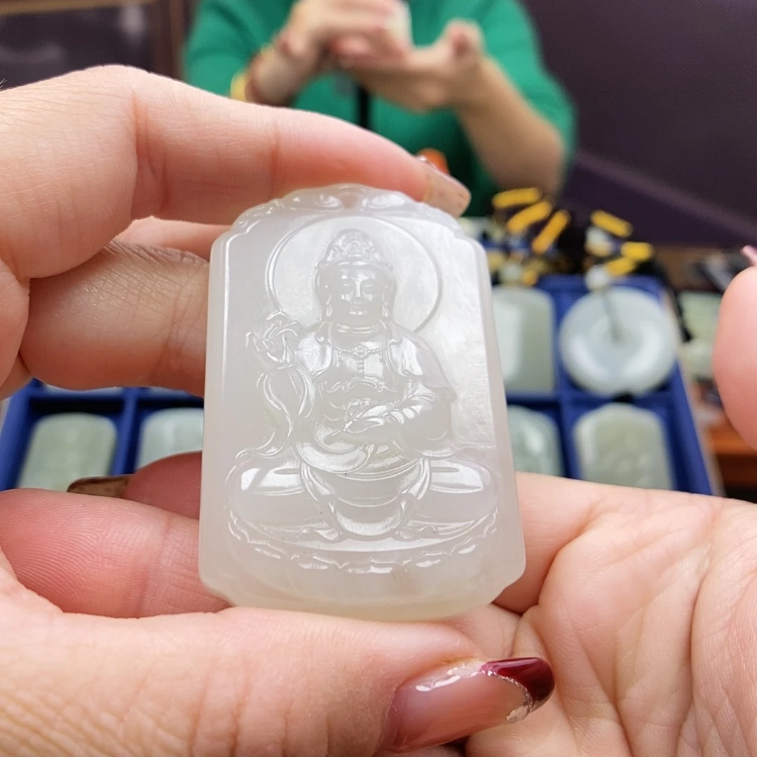 和田玉颈饰未镶嵌宣****校