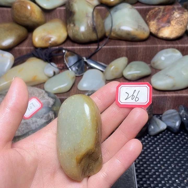 未镶嵌和田玉挂件266