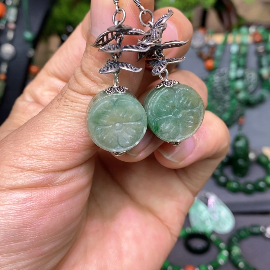 翡翠耳饰银S925镶嵌漂亮美眉