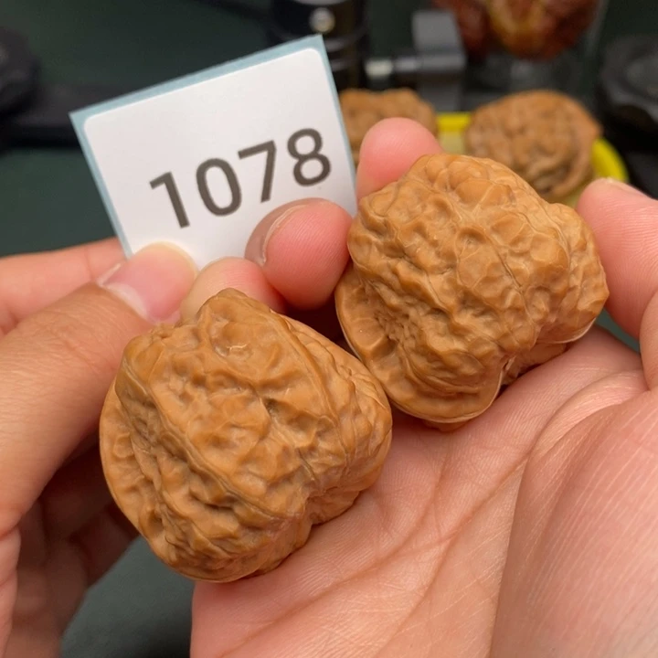 吊坠文玩核桃柒*1078号全品哇37.39.35