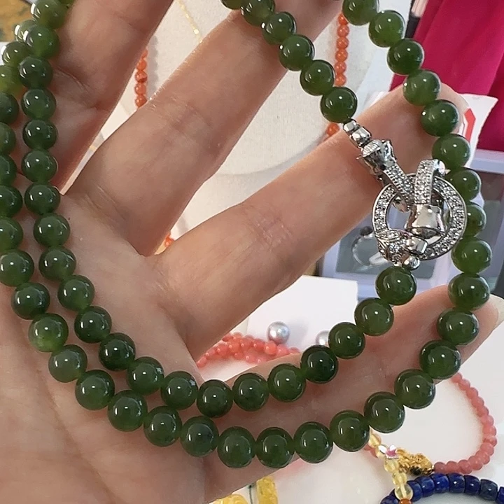 好***。和田玉（碧玉）未镶嵌颈饰卡6左右长50左右天然结构