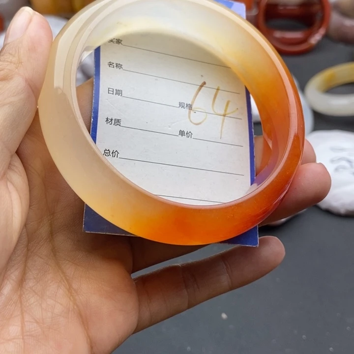 石英质玉未镶嵌手镯