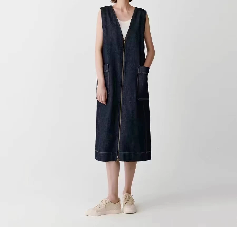 Q011 禾款牛仔背心裙 实用双拉头～好看又时尚～