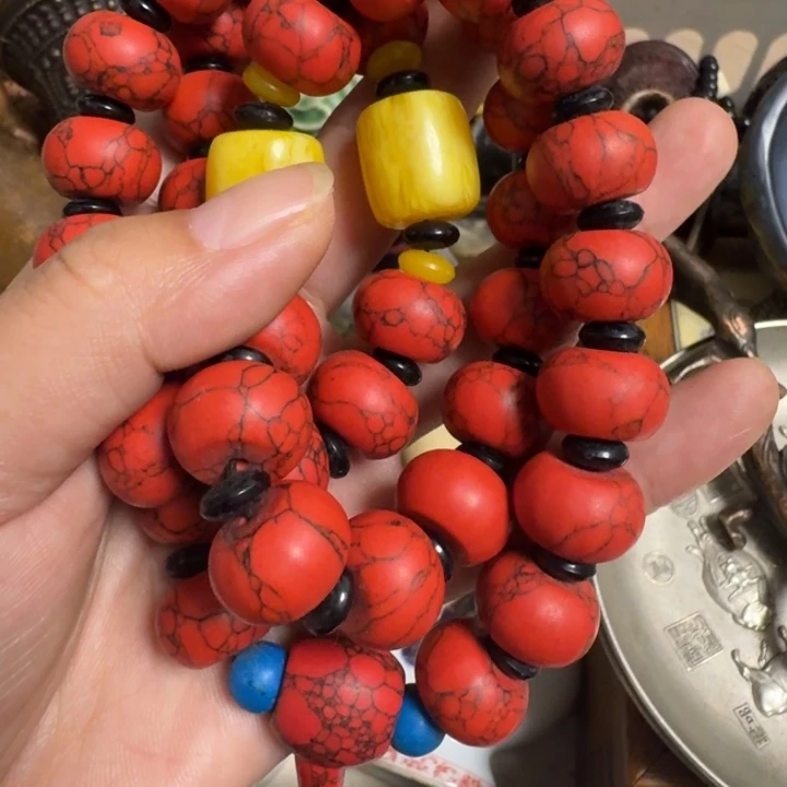 小****金属工艺品手串制作技艺