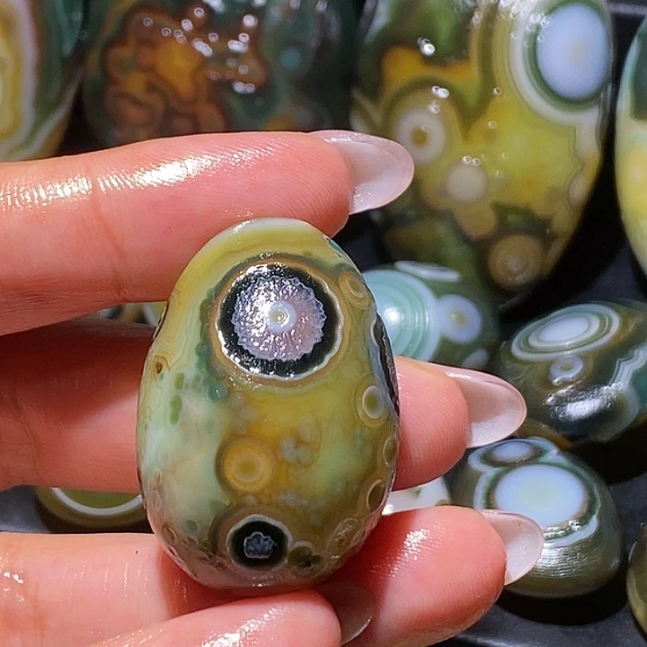 玛瑙/玉髓未镶嵌珠宝奇石61