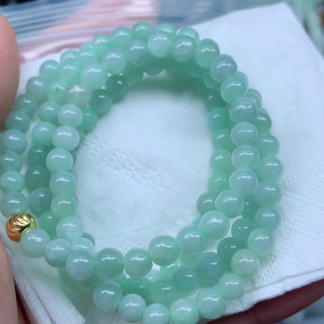 翡翠未镶嵌颈饰珠子