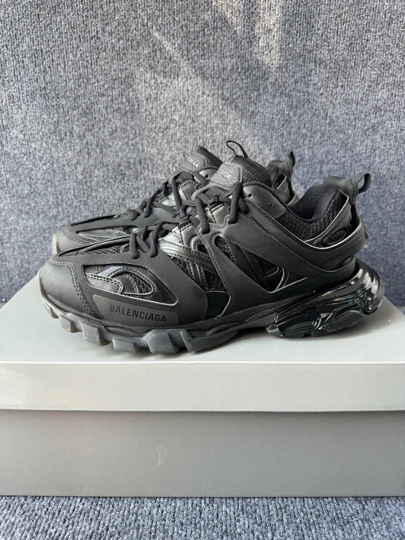 99新 Balenciaga/巴黎世家 44码 track 黑武士 老爹鞋 原盒