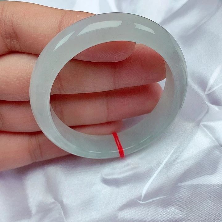 翡翠未镶嵌手镯55贵妃白月光手镯