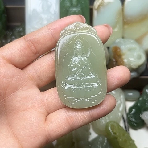 颈饰未镶嵌和田玉