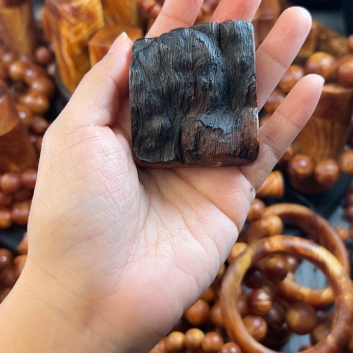 无事牌松木（琥珀木）