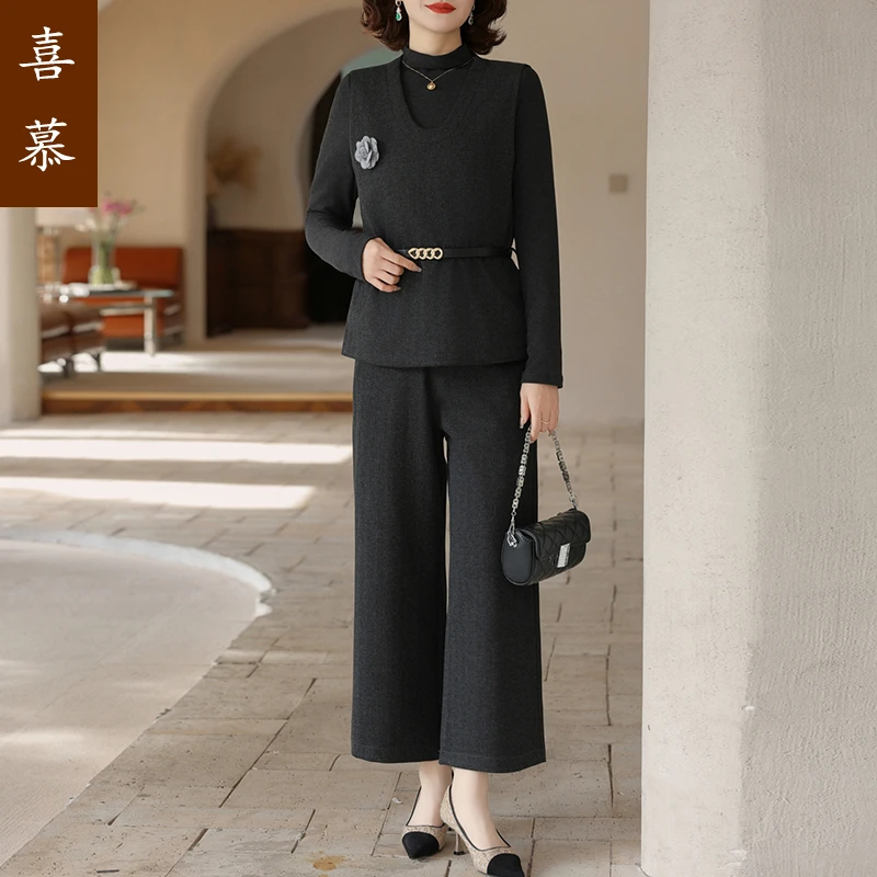 中老年女装妈妈小香风套装春秋季气质三件套2025新款上衣马甲端庄