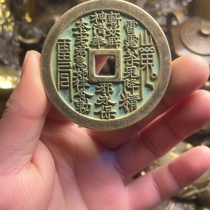 诚信经营铜器摆件