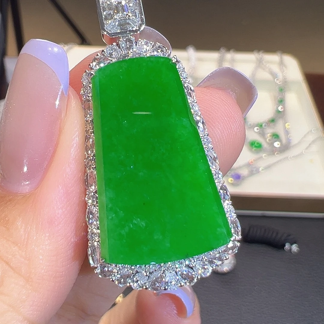 翡翠18K金镶嵌吊坠(不含链)翡翠