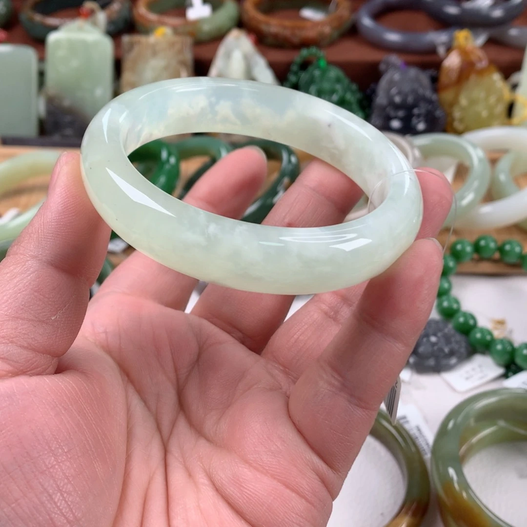 岫玉手镯未镶嵌59-60口径