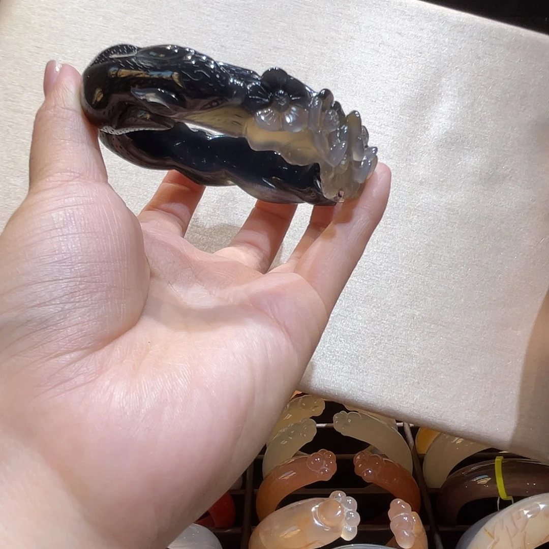 玛瑙/玉髓未镶嵌手镯