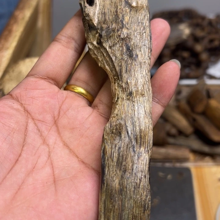 沉香沉香碎屑39克