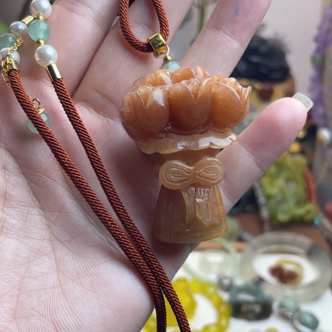 蛇纹石玉未镶嵌吊坠