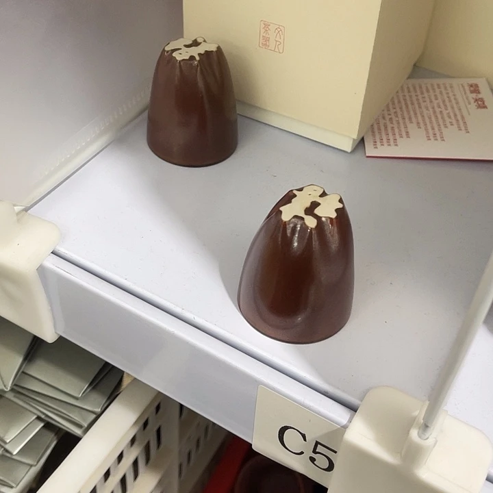 福利待遇多多哦哦哦