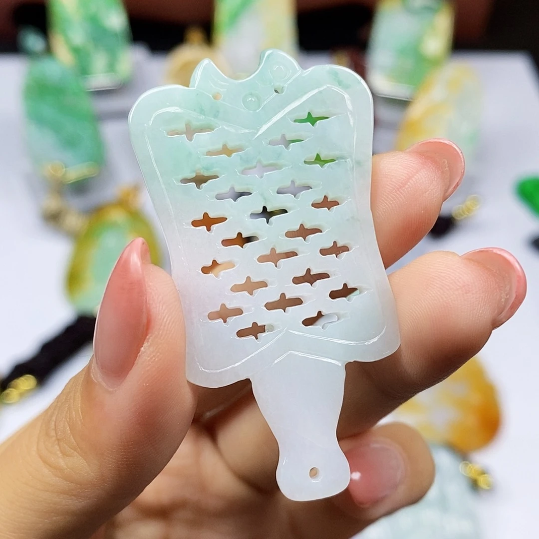 颈饰未镶嵌翡翠天然翡翠A货