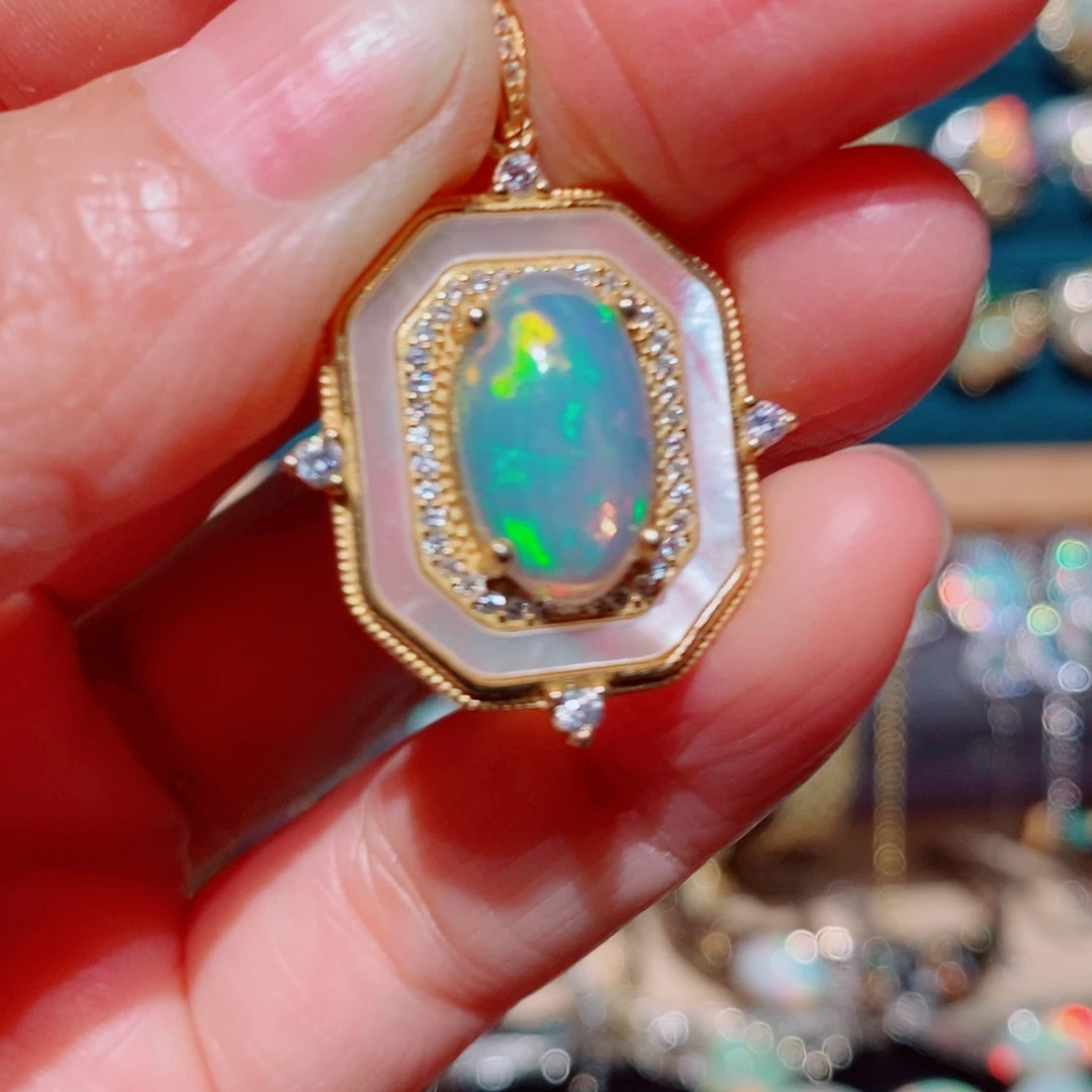 欧泊银S925镶嵌吊坠