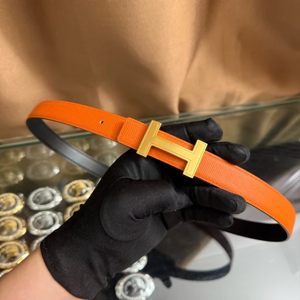 新款女士高档皮带休闲工字扣H扣牛皮腰带潮流时尚休闲百搭韩装饰