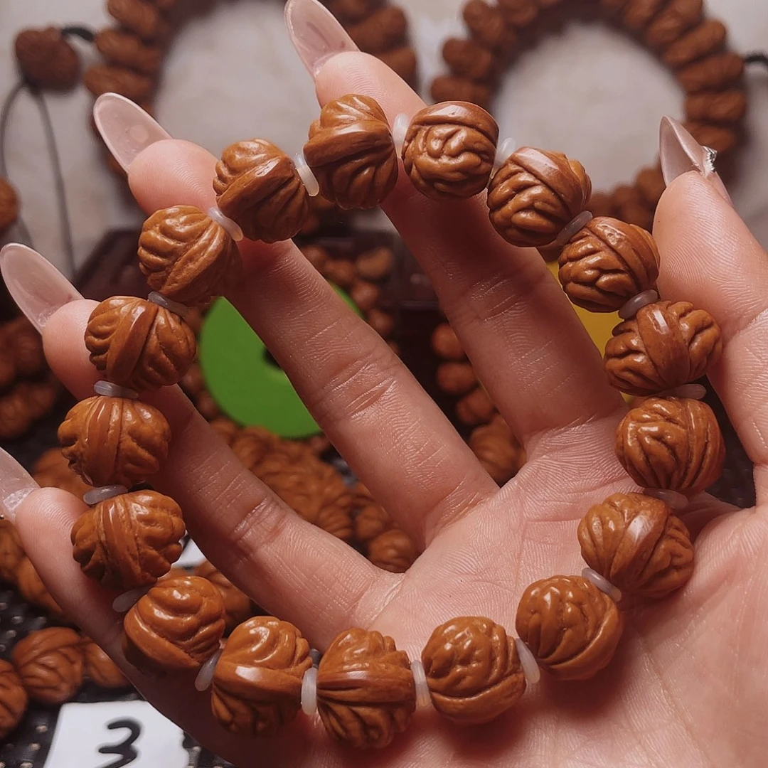 桃核吊坠龙纹桃核