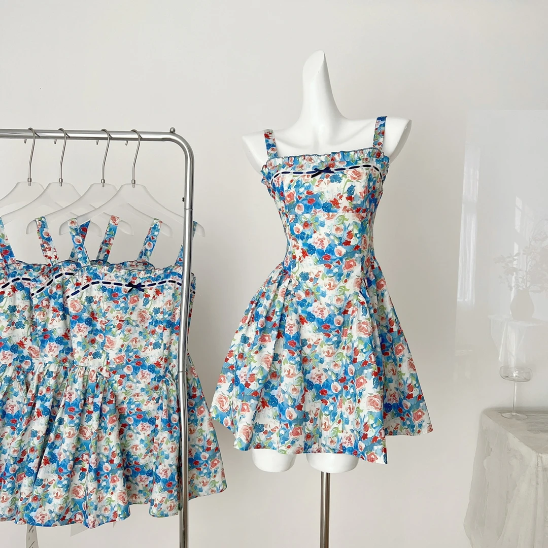 DREAM SEVEN77 玫瑰印花吊带连衣裙女2025年夏季新款显瘦短款裙子