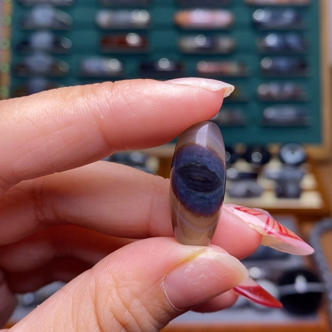 玛瑙/玉髓未镶嵌珠宝半成品