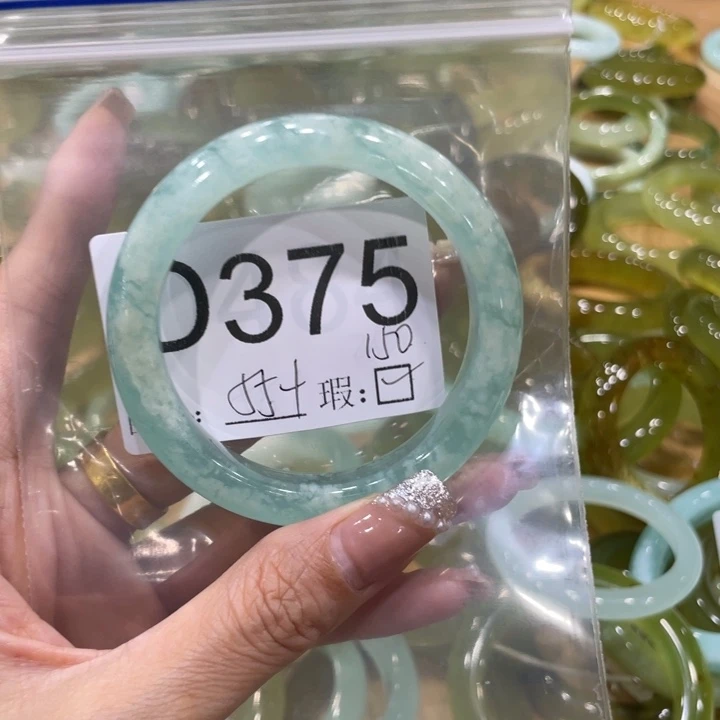 未镶嵌蛇纹石玉手镯葡**心