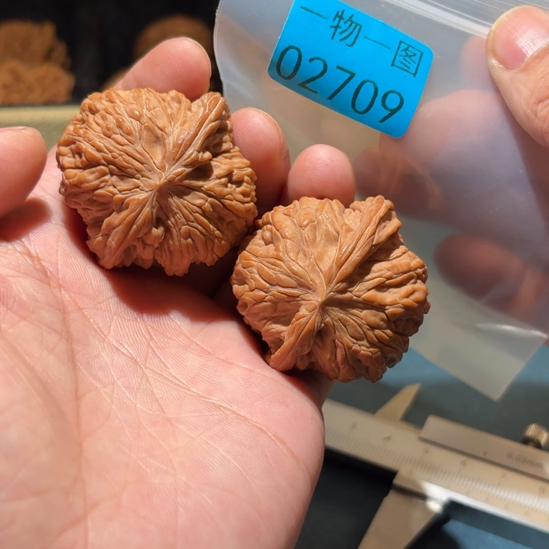 文玩核桃把件磨盘