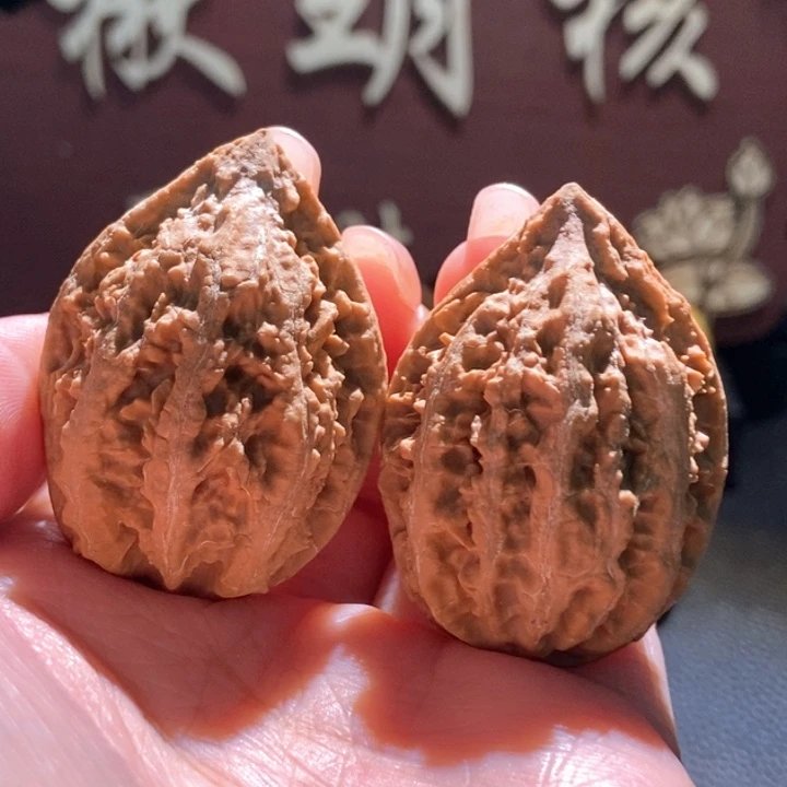 文玩核桃吊坠聚核财婉楸80