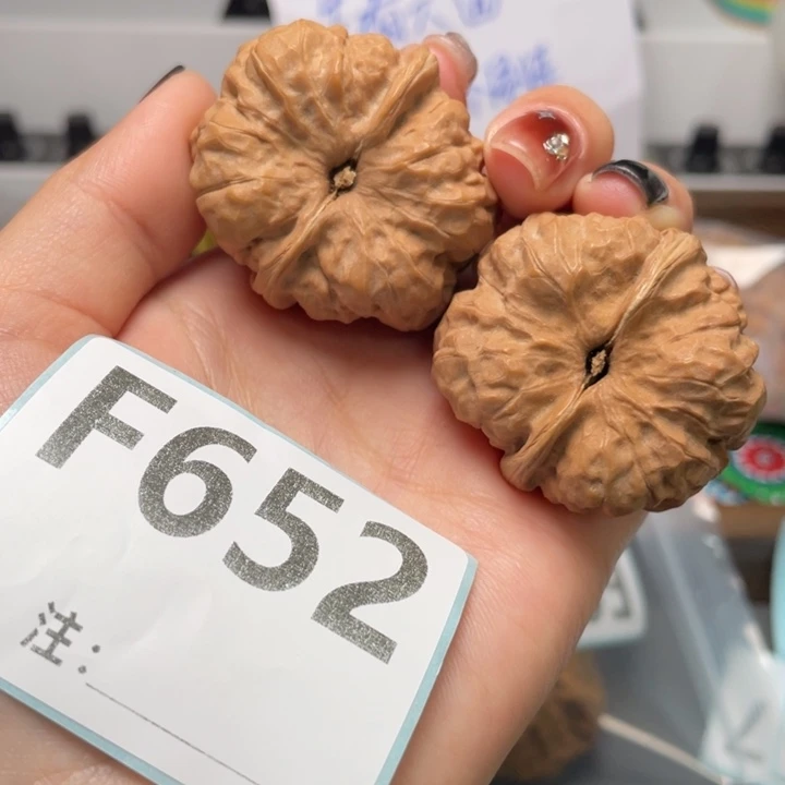 把件文玩核桃立体肌肉蛙37.5 40 35