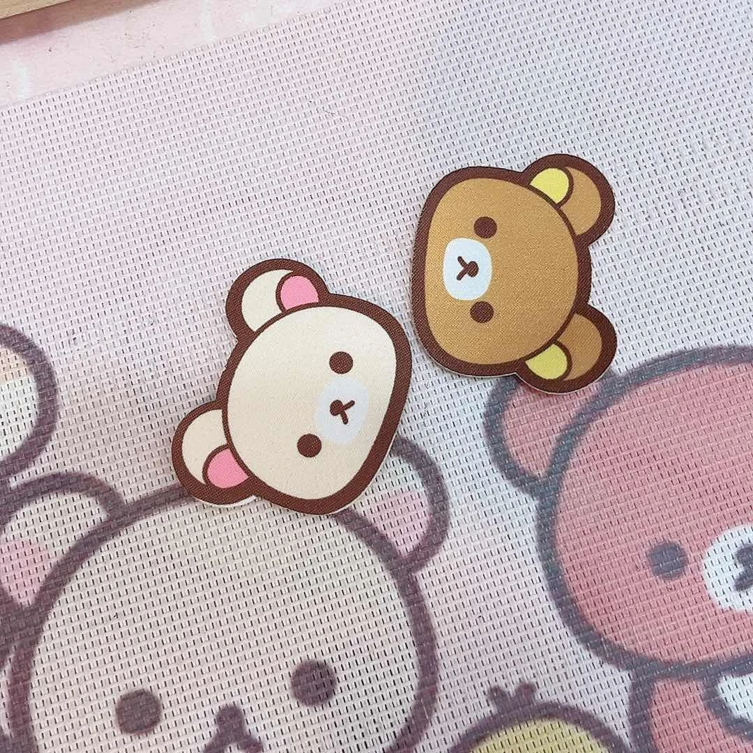 复合亚克力刘海贴轻松熊