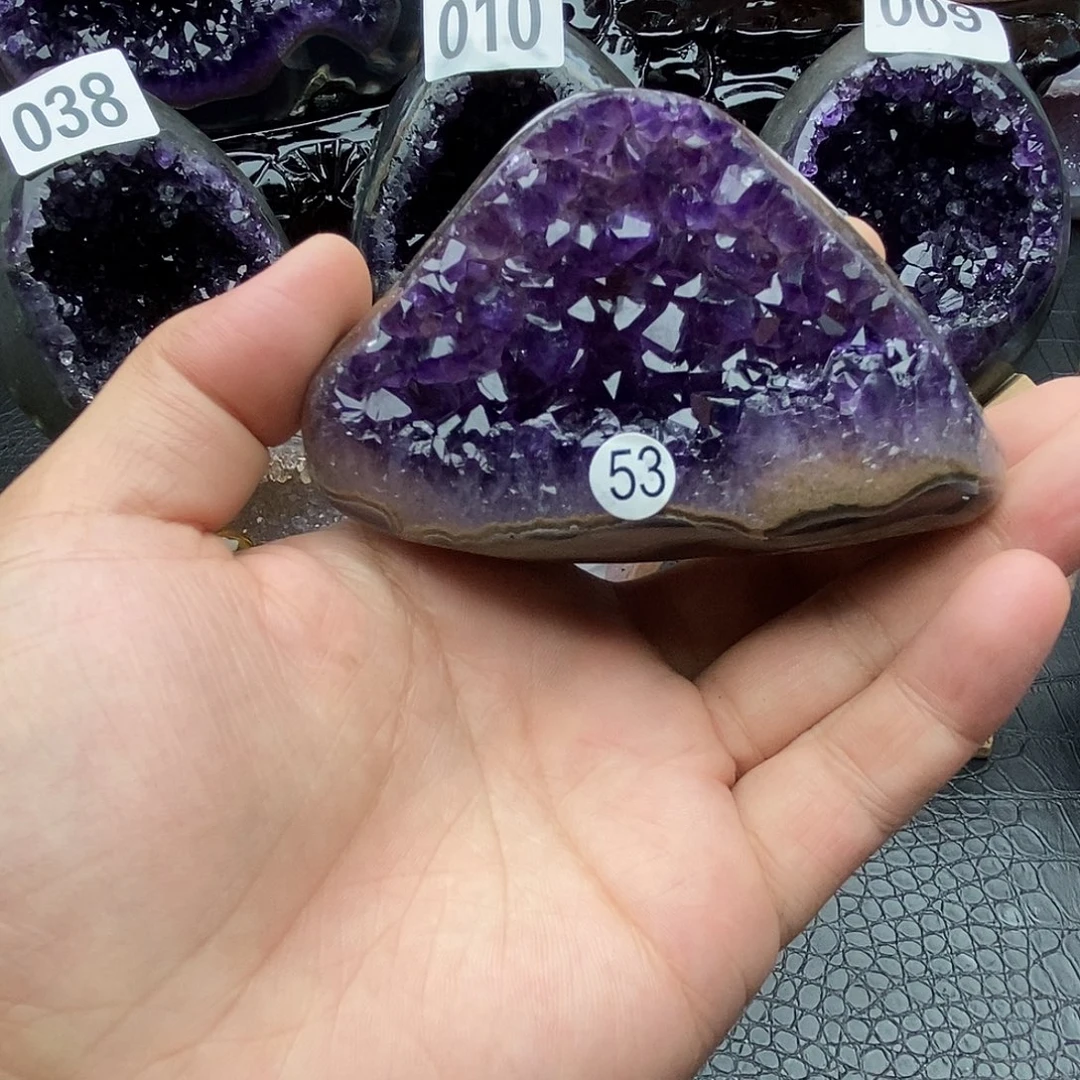 未镶嵌大型摆件（非配饰）紫晶