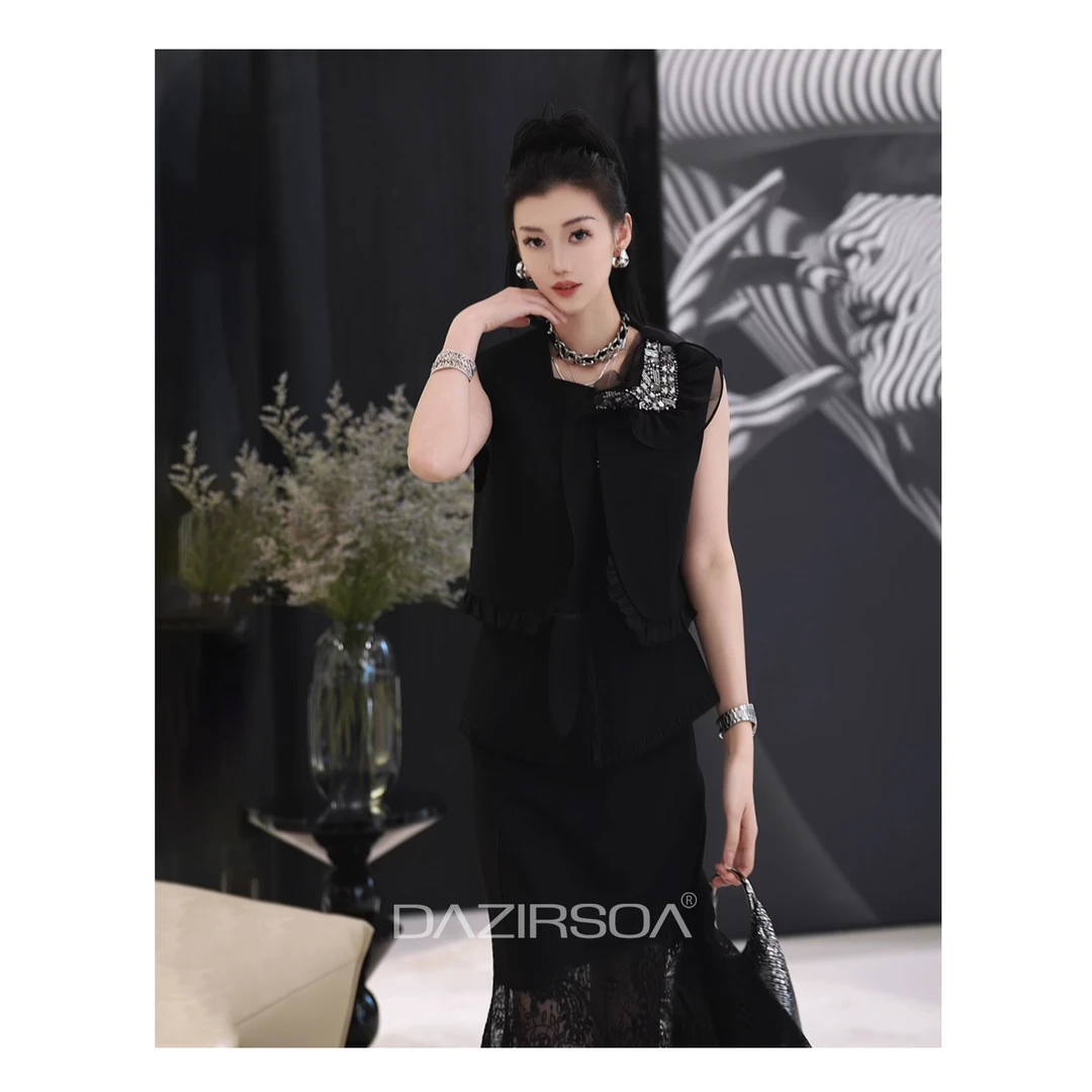 “多元质感”时尚百搭重工订钻个性蕾丝飞边马甲 Y223