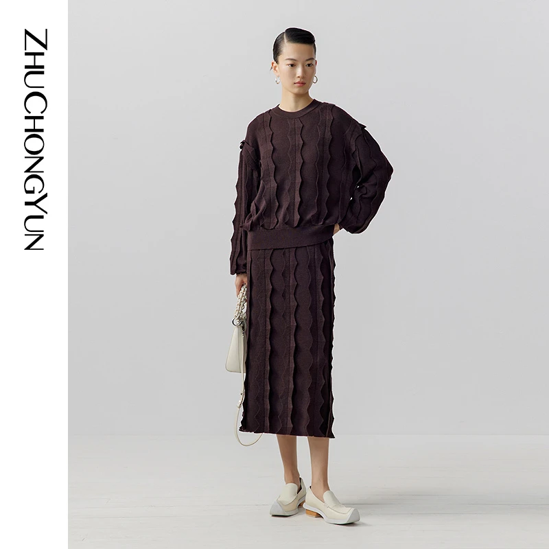 【波纹浪褶】ZHUCHONGYUN圆领保暖舒适套头针织衫C1DE1725M长袖