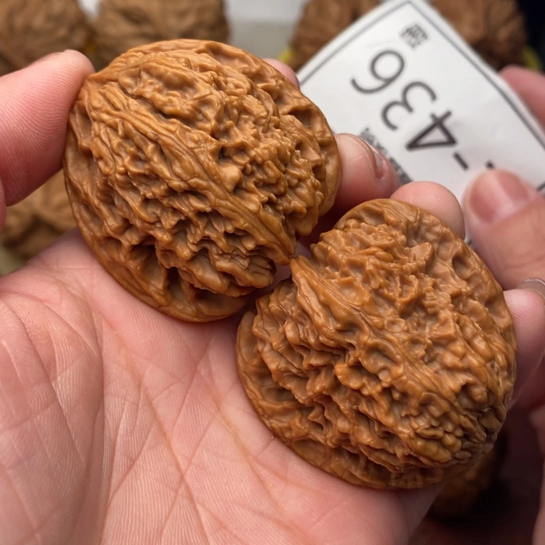 文玩核桃把件南疆41….