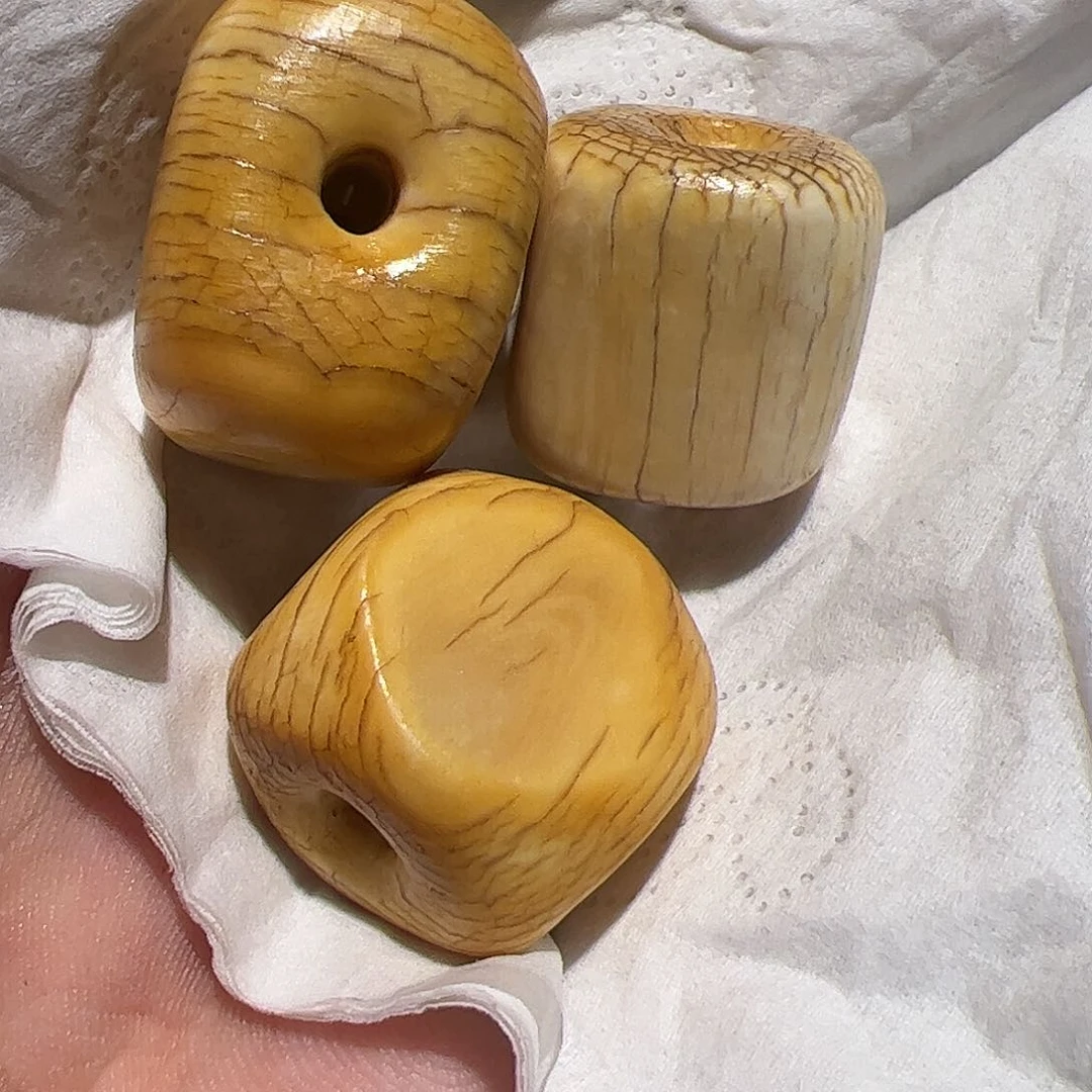 香榧木?**白在家呢，你