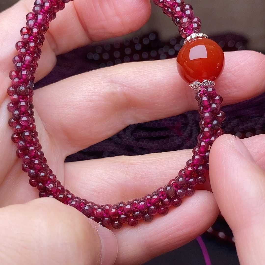 手链未镶嵌石榴石